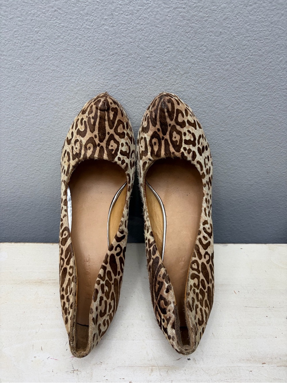 L.A.M.B. Dorothee Leopard Print Leather Wedge Heels Size 8.5 - Picture 6 of 8